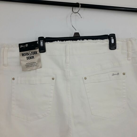 Seven7 Worn & Torn Denim Shorts 5 Pocket Stretch High Waisted White Raw Hem 20W - Picture 8 of 15